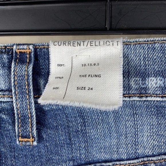Current Elliot The Fling distressed slim bf  jean - Picture 9 of 10